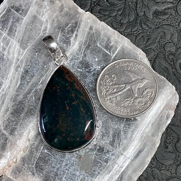 Heliotrope Bloodstone Pendant Stone Crystal Jewelry - Picture 10 of 10